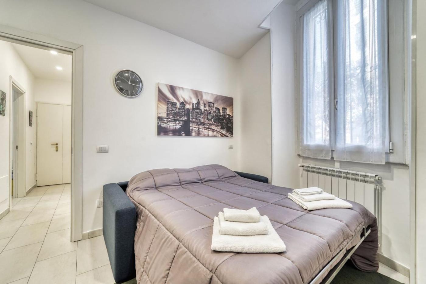 Appartamento Residenza Via Carloni 18 *